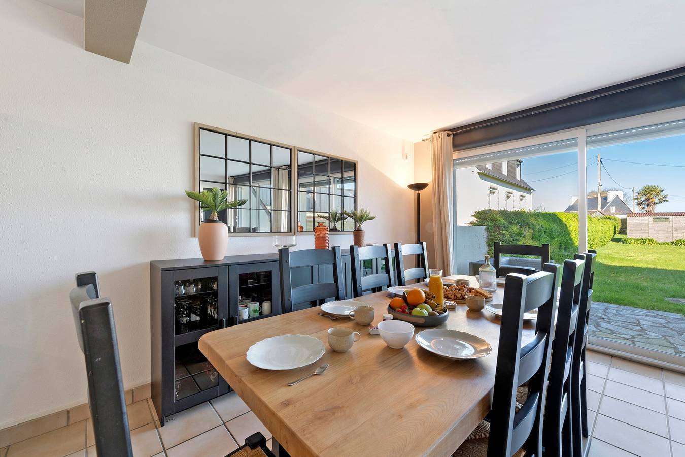Casa Renovada Ty Madeleine - A 3 minutos a pie del mar, ideal para familias in Plounéour-Trez, Región de Brest