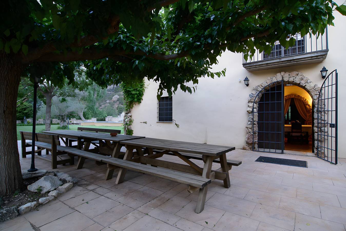 Landhaus 'Casa Rural Can Sisquet' mit Bergblick, privatem Pool und Wlan in Camarasa, Noguera