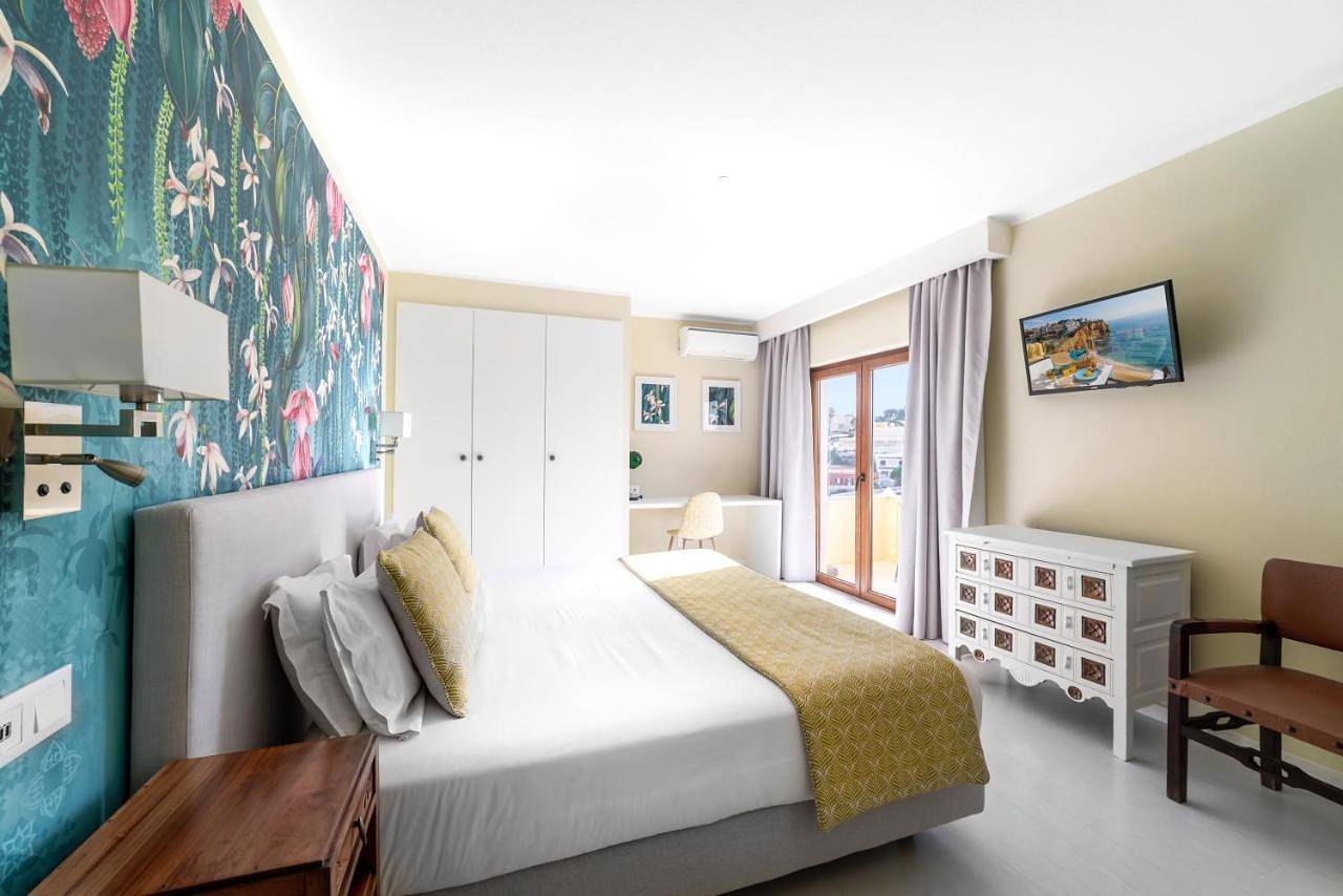 Castelo Guest House in Carvoeiro, District de Faro