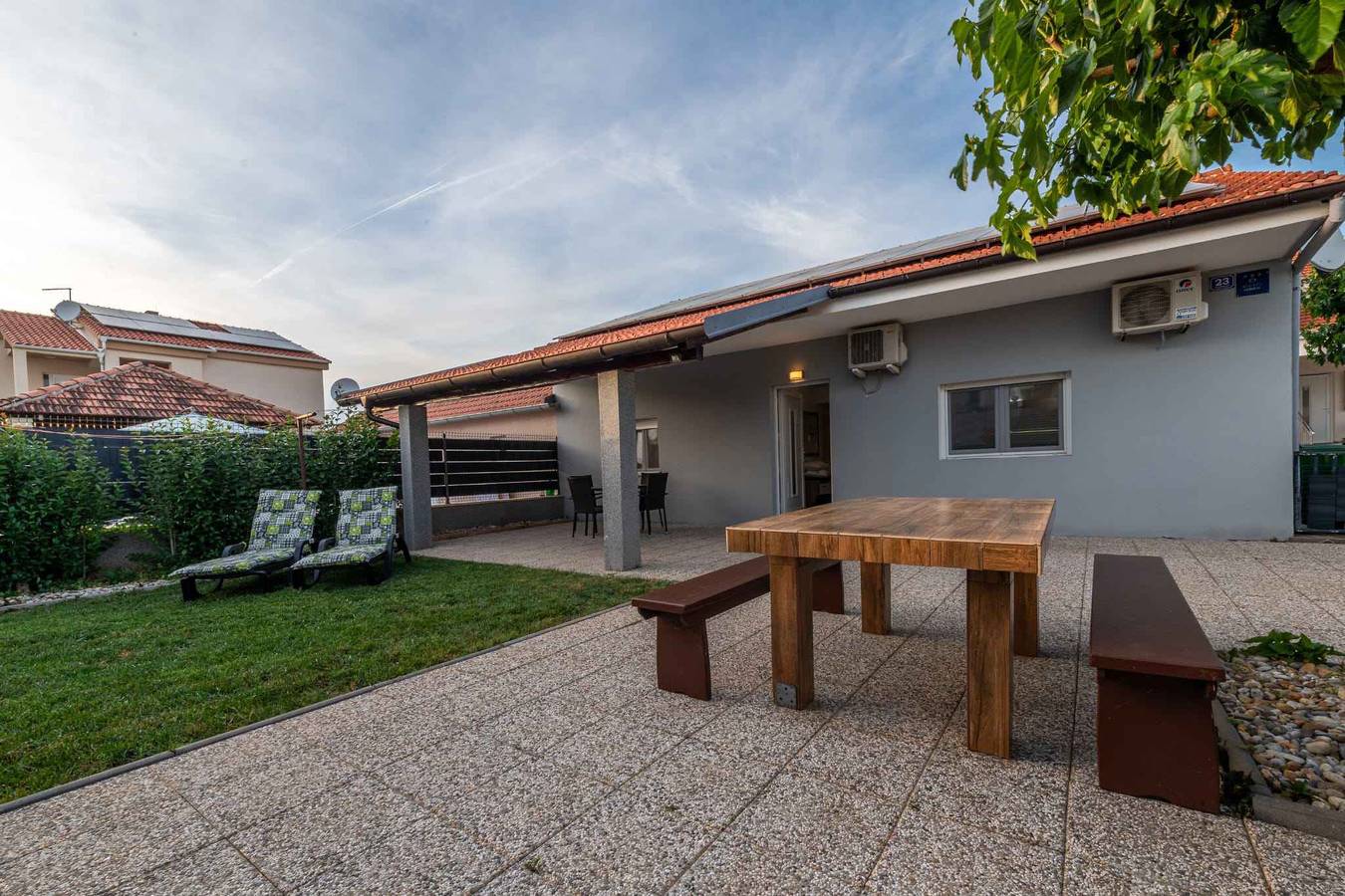 Ferienhaus in ruhiger Lage, geeignet für Familien mit Kindern in Sukosan, Zadar