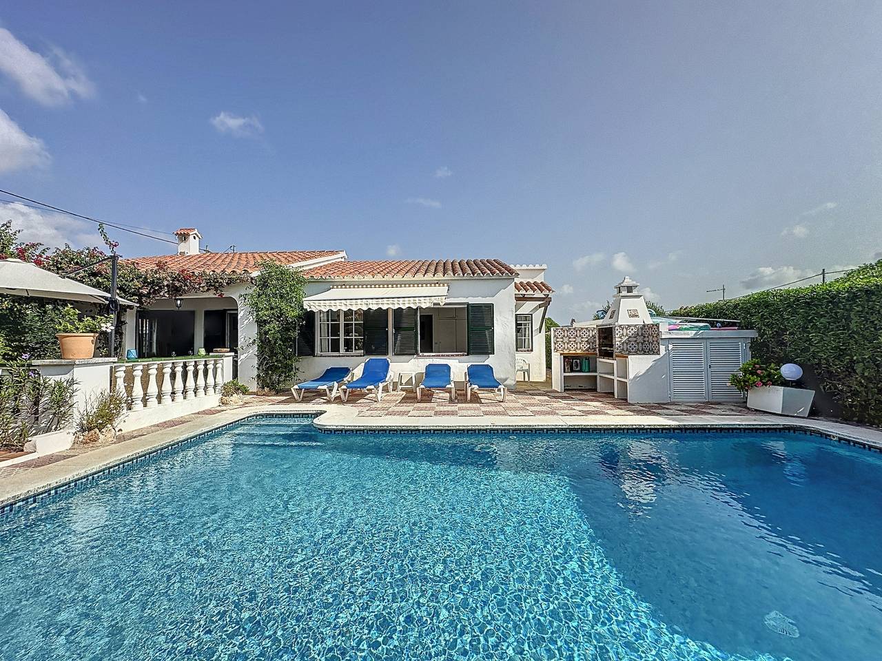 Chalet 'Villa Jones' avec piscine privée, terrasse partagée et Wi-Fi in Cala en Porter, Municipalité de Alaior