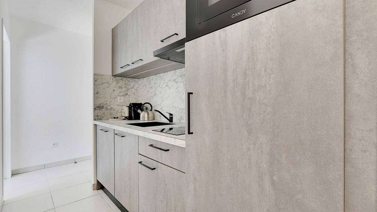 Appartement de vacances entier, Ferienwohnung mit Schlafzimmer in Suresnes in Suresnes, Hauts-de-Seine