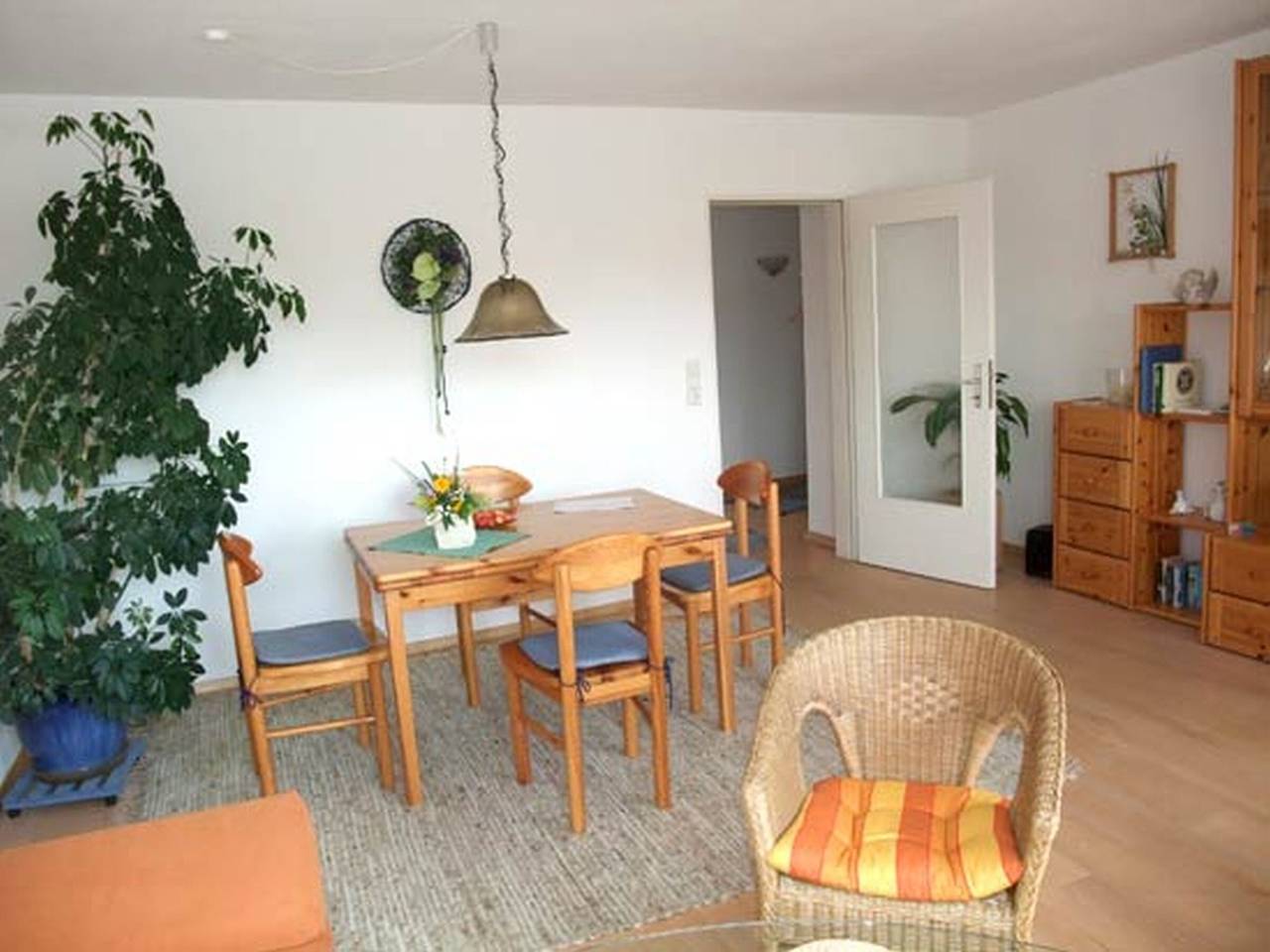 Ganze Wohnung, Apartment „Marlies“ mit Bergblick, Gemeinschaftsterrasse und Wlan in Freiburg, Südschwarzwald