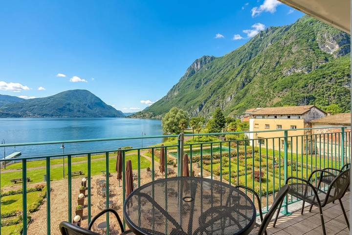 Ferienwohnung für 4 Personen, mit Balkon und Seeblick in Gemeinde Porlezza