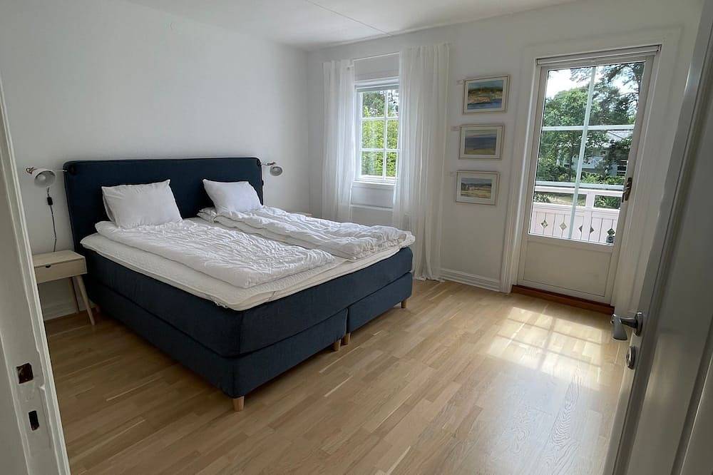 Spacious Beachhouse in Havsbaden Ängelholm\nenjoy fantastic beach and pine forest in Ängelholm, Ängelholms und Umgebung