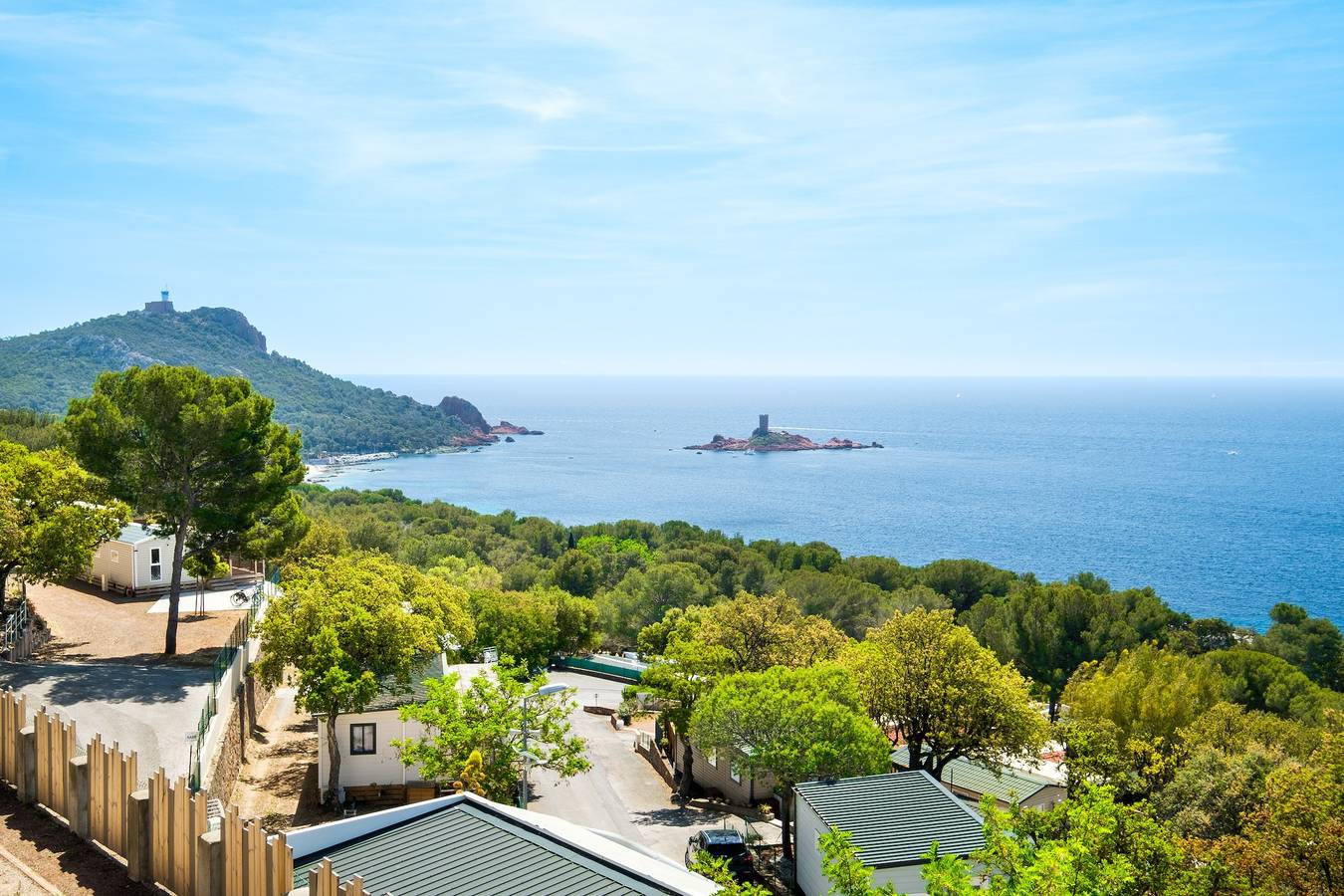 Mobilhome Baia avec vue sur la mer, terrasse privée et Wi-Fi in Saint-Raphaël, Massif de l'Esterel