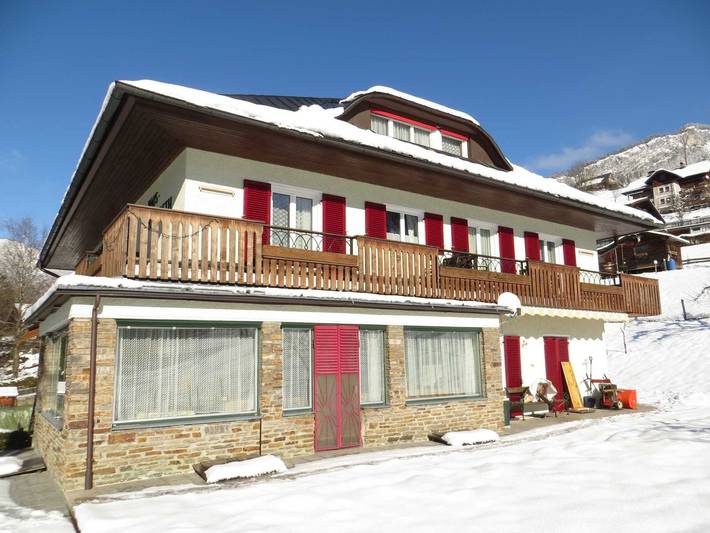Ferienwohnung für 2 Personen, mit Balkon und Terrasse sowie Garten und Ausblick in Dachstein Salzkammergut - 2