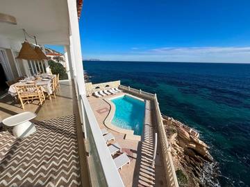 Villa pour 14 personnes, avec vue ainsi que terrasse et piscine à El Campello