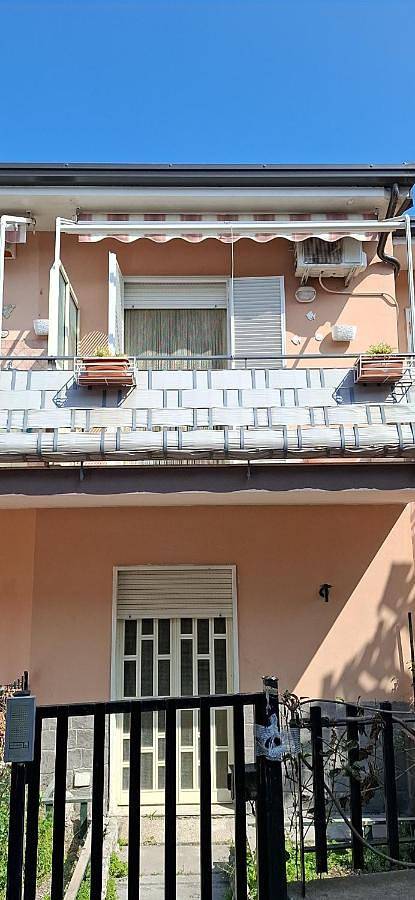 "Casa Sole Mare- appartamento vicino al mare tra Etna e Taormina in Torre Archirafi, Riposto
