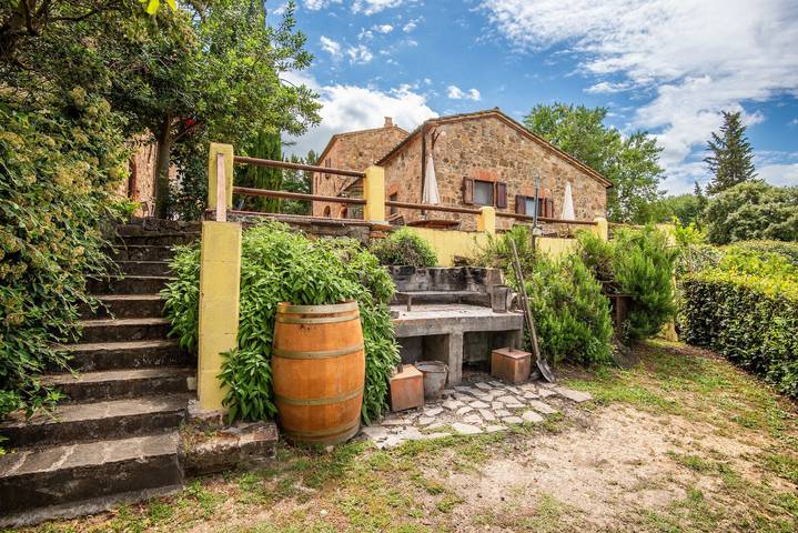 Appartamento intero, Appartamento 'Podere Il Tigliolo Sulla' con piscina condivisa, terrazza privata e Wi-Fi in Castiglione d'Orcia (comune), Val d’Orcia