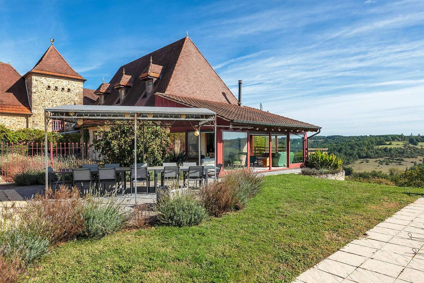 Apartamento vacacional entero, Maison Monribot in Rouffignac-Saint-Cernin-de-Reilhac, Périgord Noir