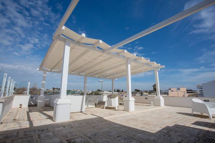 Location de vacances pour 6 personnes, avec balcon à Torre Lapillo - 4