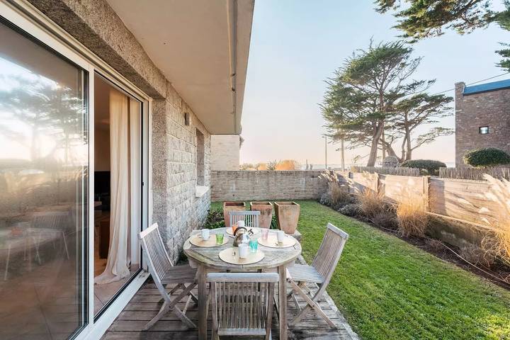 Gîte pour 4 personnes, avec jardin, animaux acceptés dans Plage Saint-Colomban