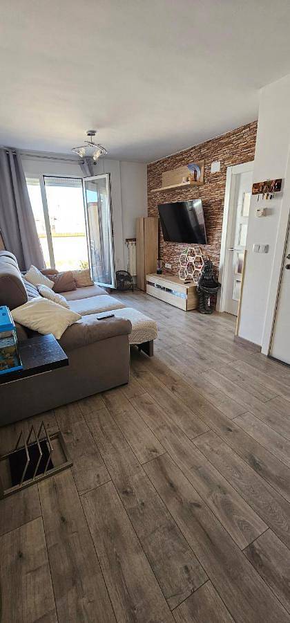 Apartamento para 7 personas, con vistas y terraza en Albacete