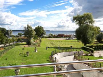 Ferienwohnung für 5 Personen, mit Seeblick und Ausblick sowie Balkon und Balkon/Terrasse, kinderfreundlich in Klink