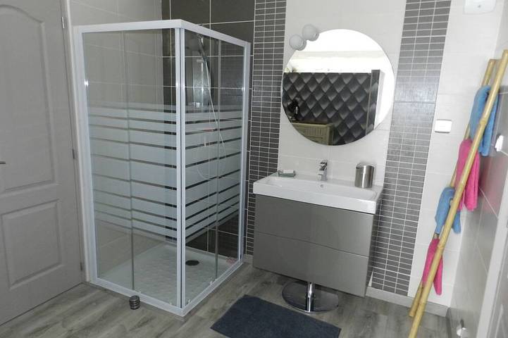 Apartamento entero, Apartamento en la azotea con jacuzzi clasificado 4 * por Étoiles de France in Murviel-lès-Béziers, Costa mediterránea (Francia)
