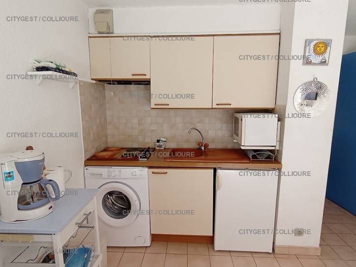 Ganze Wohnung, Collioure: Charmante F2, Proche Plage, Terrasse, Parking Privé in La Côte Vermeille, Collioure