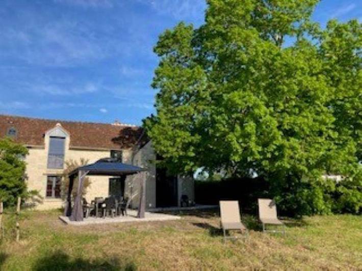 Location de vacances pour 7 personnes, avec jardin et terrasse à Avon-les-Roches - 3