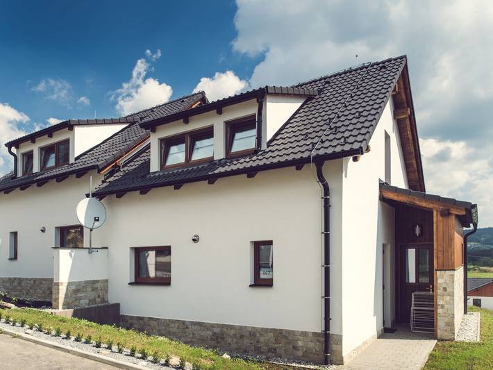 Ferienhaus für 5 Personen, mit Terrasse und Garten in Lipno