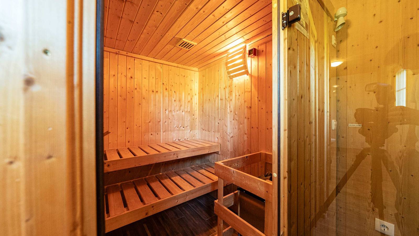 Chalet Zinkenkogel | Parking | Sauna | Ski-in/out in Altaussee, Totes Gebirge