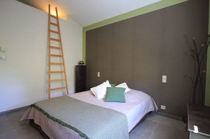 Location de vacances pour 6 personnes, avec Terrasse et Jardin à Villeneuve-lès-Avignon - 3