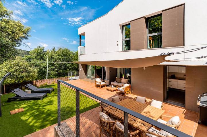 Chalet para 10 personas, con Terraza y Vistas en Valles Occidental