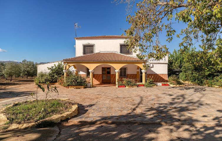 Holiday home for 10 people, with pool and hot tub as well as terrace, with pets - 1