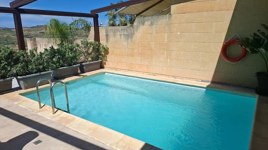Chambre d’hôte pour 2 personnes, avec piscine ainsi que terrasse et vue dans Xaghra - 4