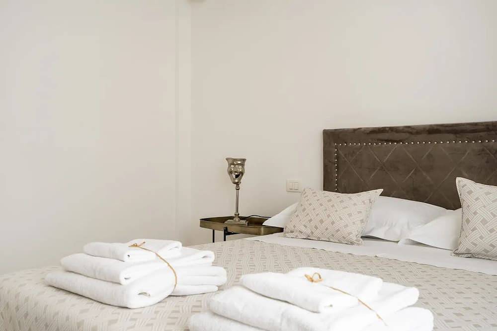 Apartamento entero, Charming Penthouse with private terrace  in Fasano, Salento