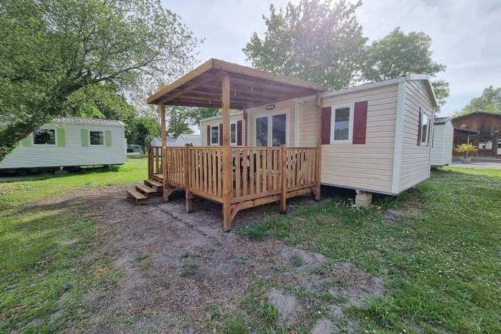 Camping pour 6 personnes à Vensac