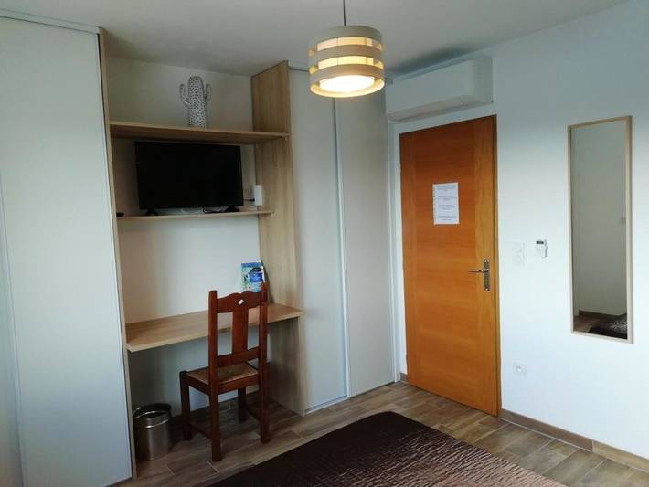 Chambre d’hôte pour 2 personnes, avec jardin ainsi que terrasse et piscine à Alata - 3