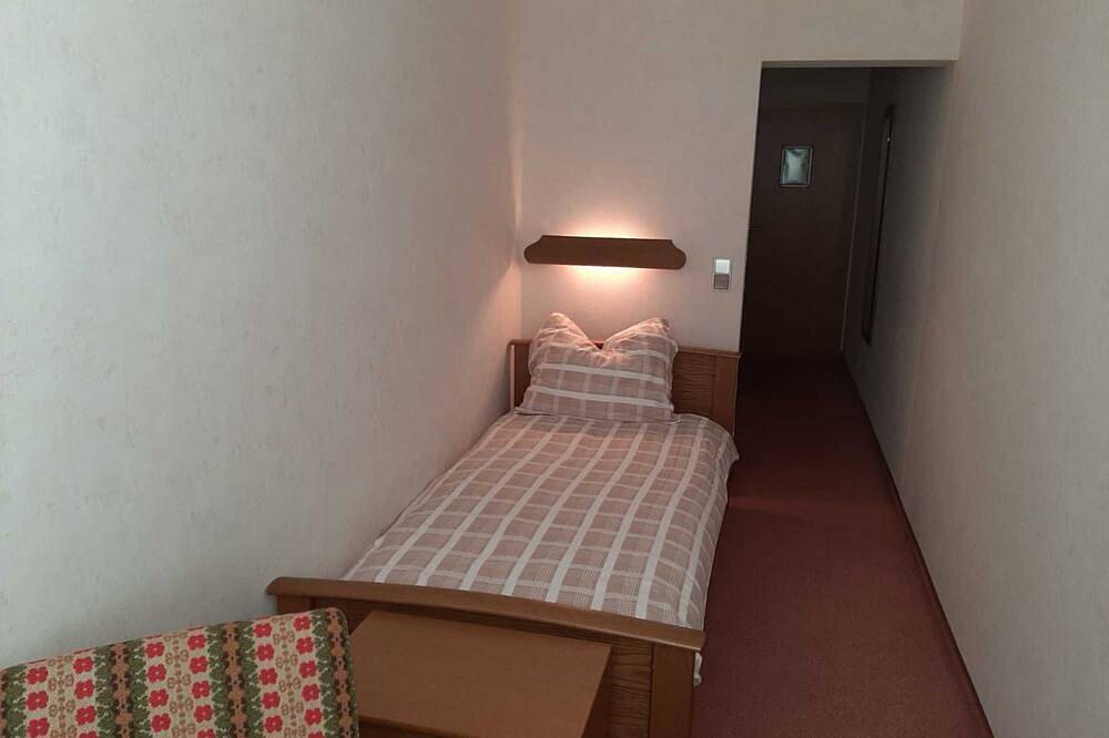 Ganze Wohnung, Haus am Wolfsbach - Gruppenunterkunft - Fewo Hoheharz in Zorge, Harzvorland