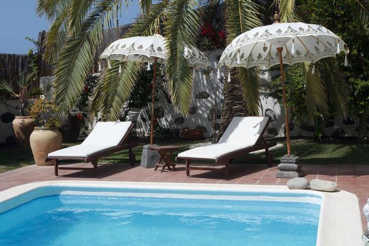 Chalet para 5 personas, con vistas y piscina además de balcón y jardín en La Gomera - 2