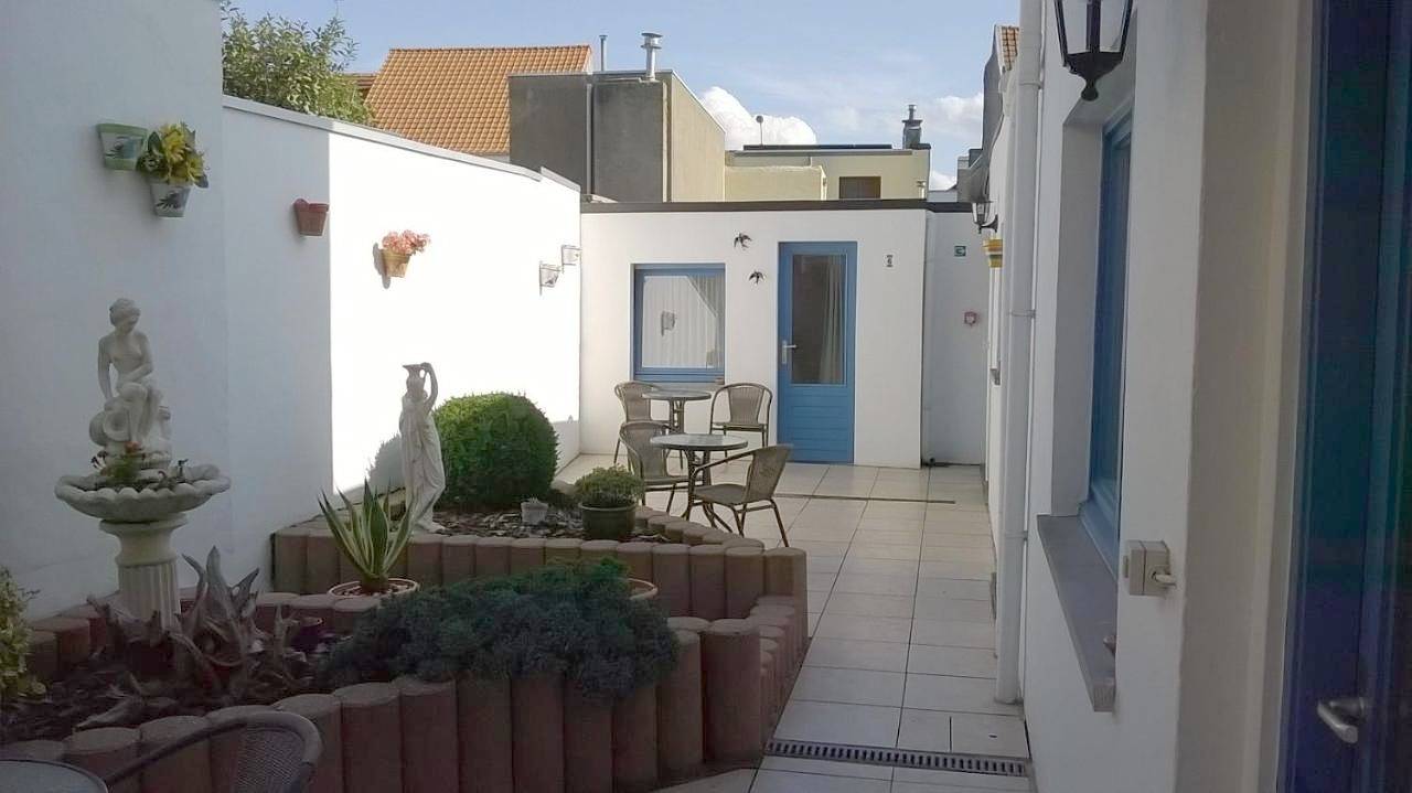 Double Room with Private Bathroom in De Haan, Belgische Kust