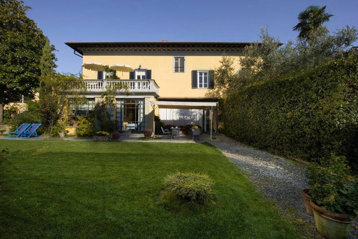B&B für 3 Personen, mit Ausblick und Garten sowie Terrasse, mit Haustier in Lucca