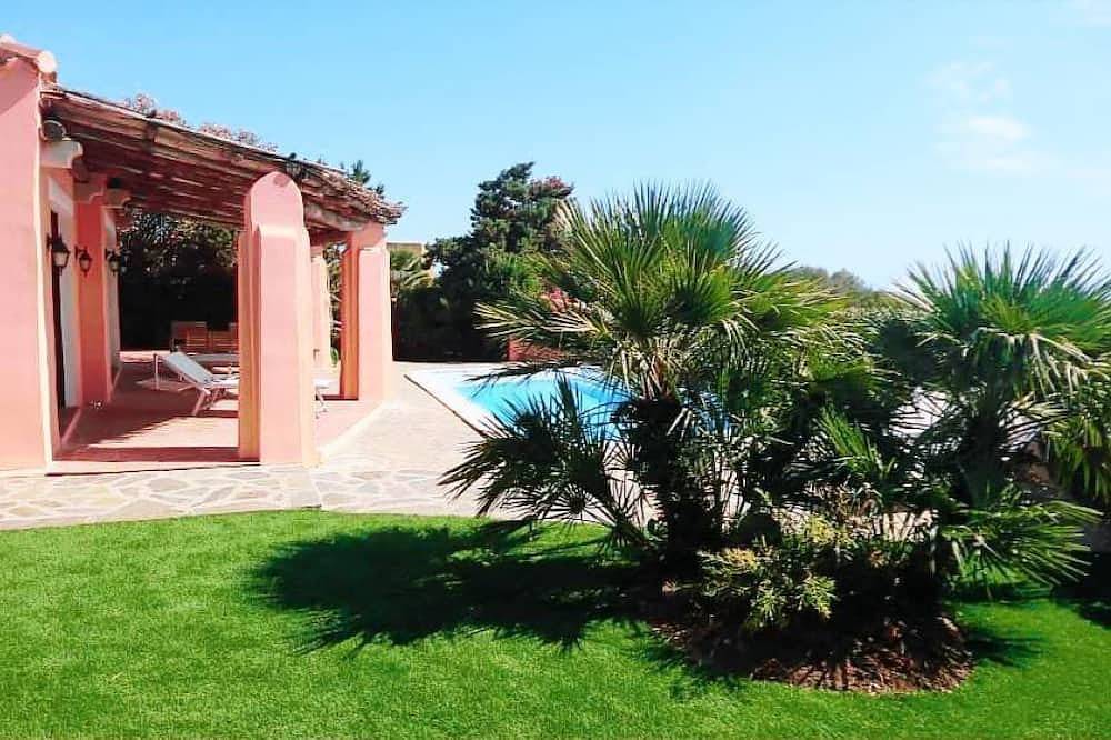 Casa vacanza a Nurra a partire da 229€ a notte