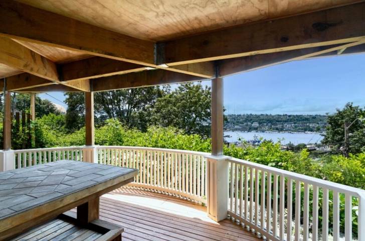 Hus för 6 Personer, med trädgård samt sjöutsikt och utsikt - 1