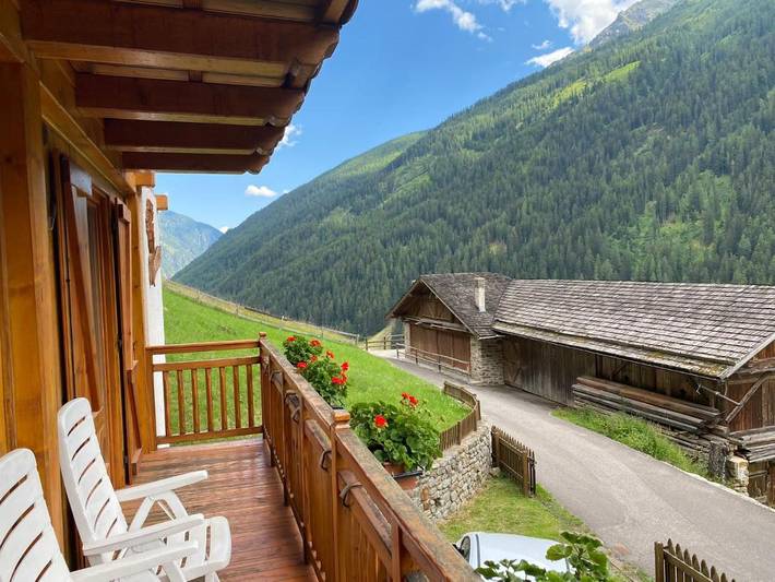 Gîte pour 6 personnes, avec terrasse ainsi que vue et jardin, animaux acceptés à Rabbi - 3