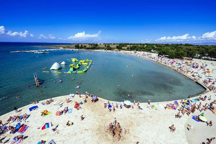 Camping für 6 Personen, mit Pool und Terrasse in Zadar - 3