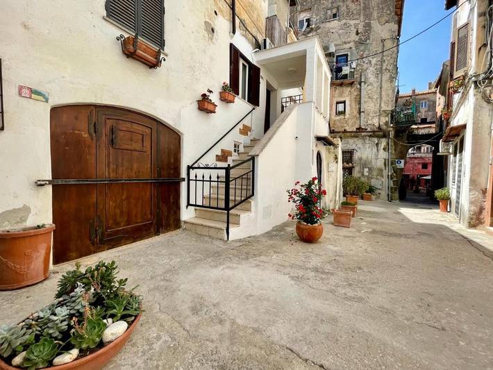 Gîte pour 3 personnes, avec vue et terrasse, animaux acceptés à San Felice Circeo - 3