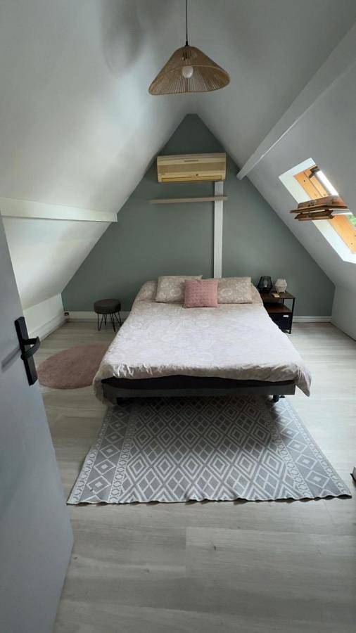 Gîte pour 6 personnes, avec Terrasse et Jardin à Beaufort-en-Vallée