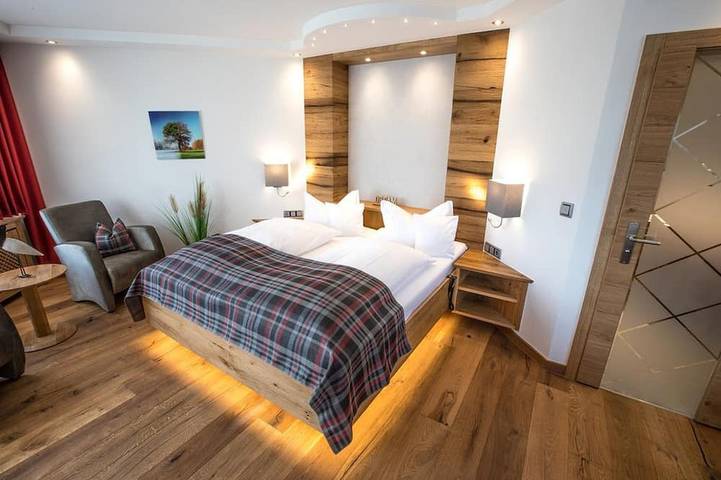 Ferienwohnung für 2 Personen, mit Balkon und Garten sowie Sauna in Attendorn