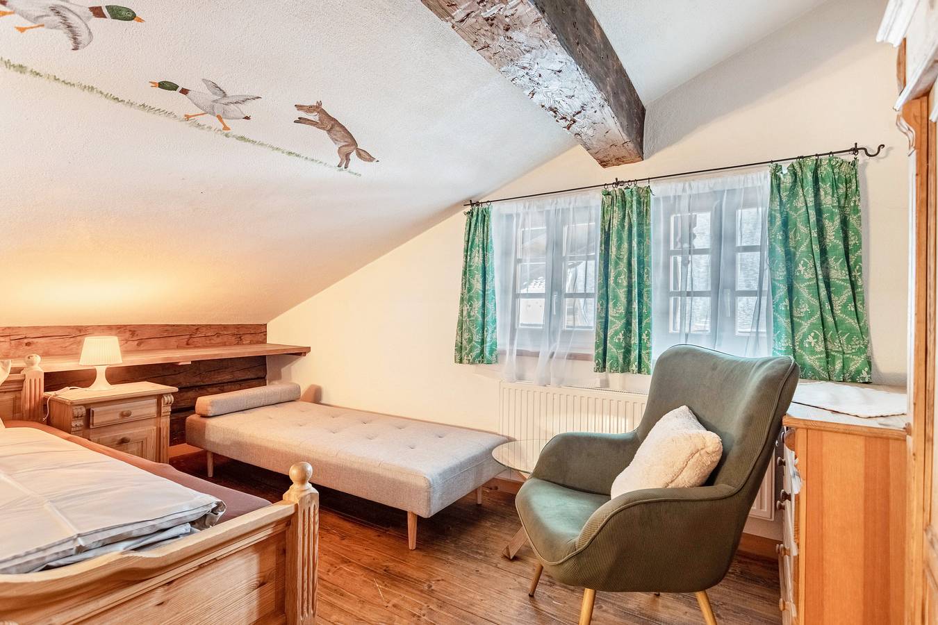 Geheel appartement, Kamer 'Fuchswirt 02 - Doppelzimmer' met uitzicht op de bergen, gedeelde tuin en Wifi in Kelchsau, Hopfgarten im Brixental