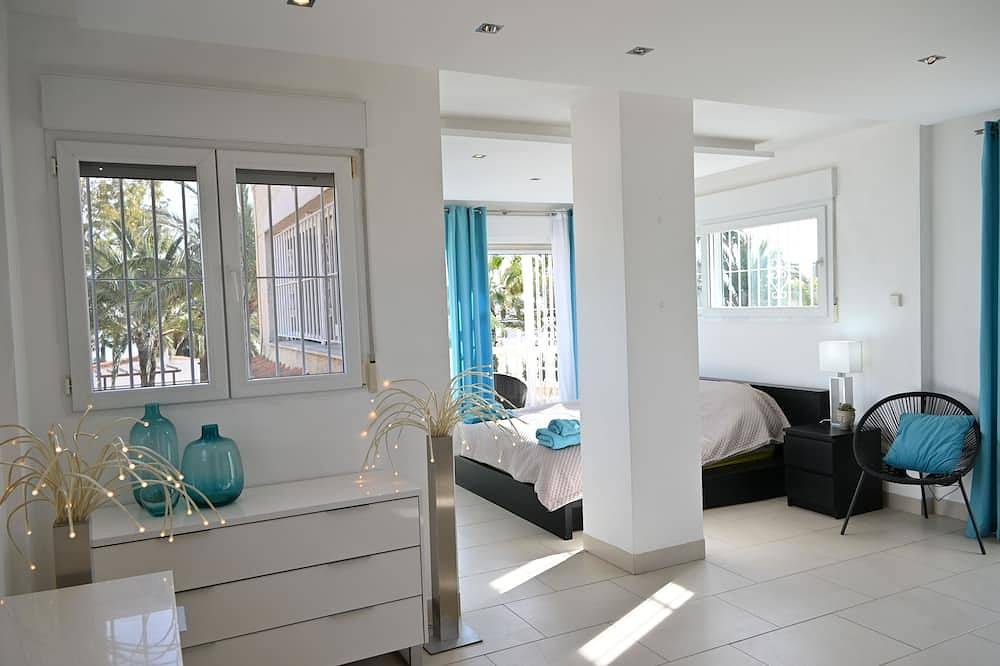 Villa La Maripose, 6 persons, privet pool, 20m from the beach, sea vieuw in Playa Perla de Levante (Cartagena), Cartagena