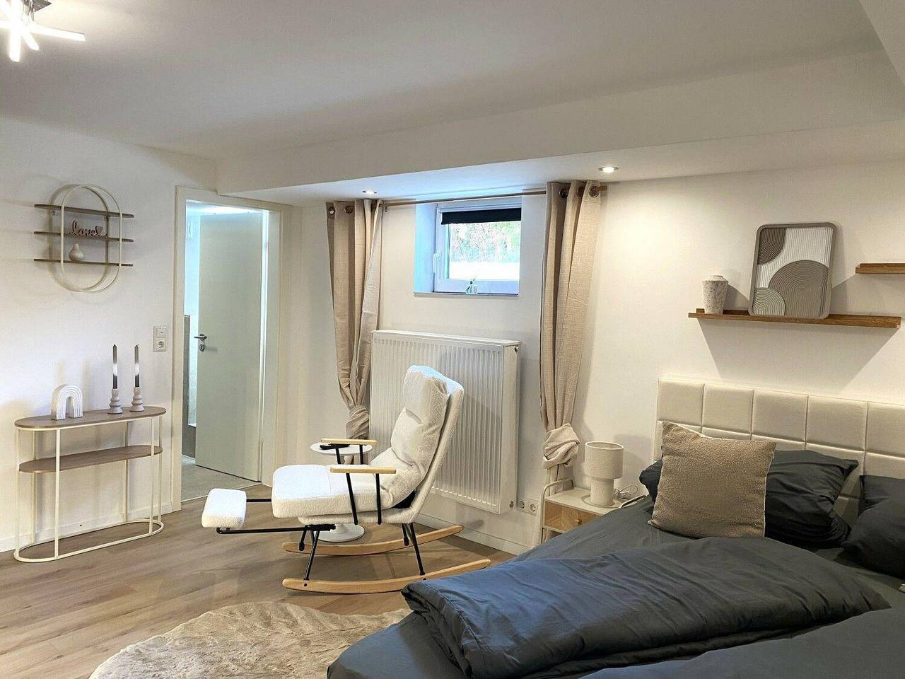 Ganze Ferienwohnung, Allgäu-Nest mit Stellplatz – Naturnah und Urban in Durach, Bayerisch Schwaben