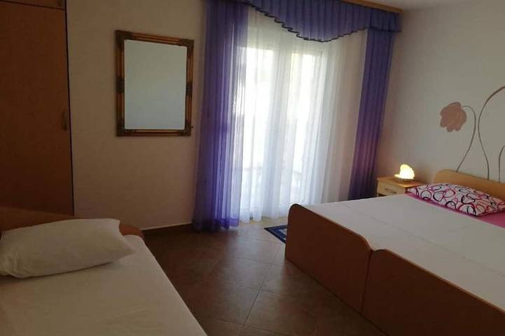 Ganze Wohnung, Ferienwohnungen Maca - Zablaće in Sibenik, Šibenik-Knin