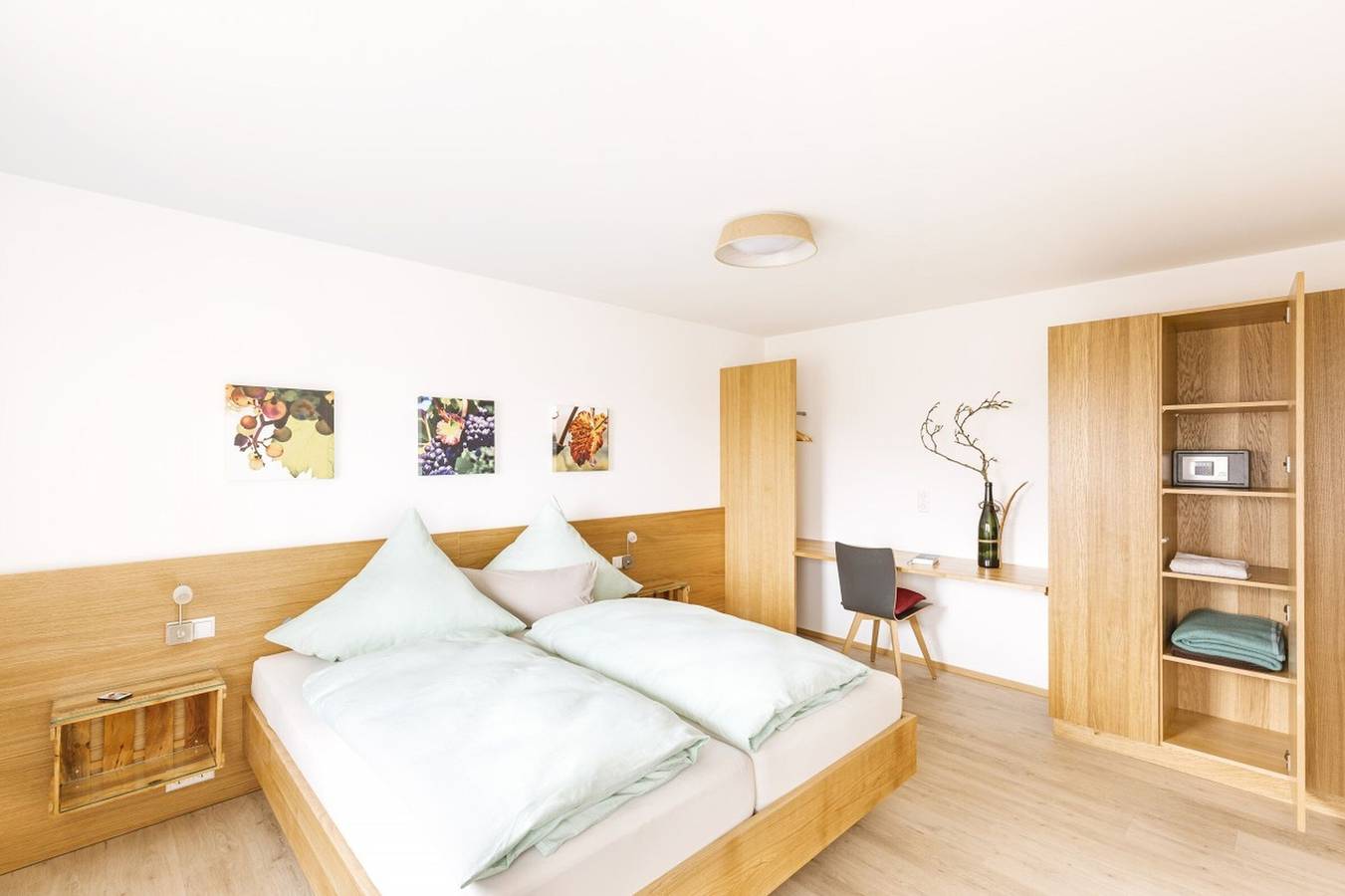 Ganze Wohnung, Ferienwohnung 'Hofquartier' mit Gemeinschaftsgarten, Balkon und Wi-Fi in Kappelrodeck, Mittlerer Schwarzwald