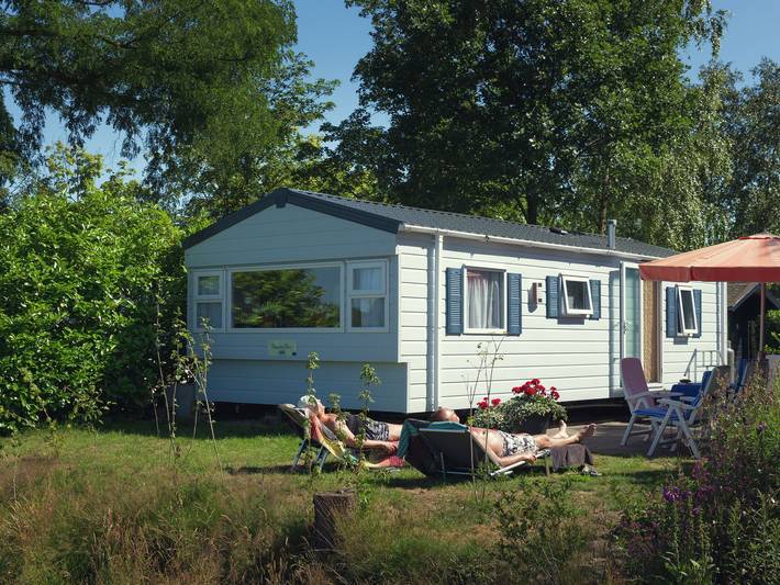 Vakantiewoning voor 2 personen, with Balkon/Terras and Terras as well as Tuin and Zwembad in Twente