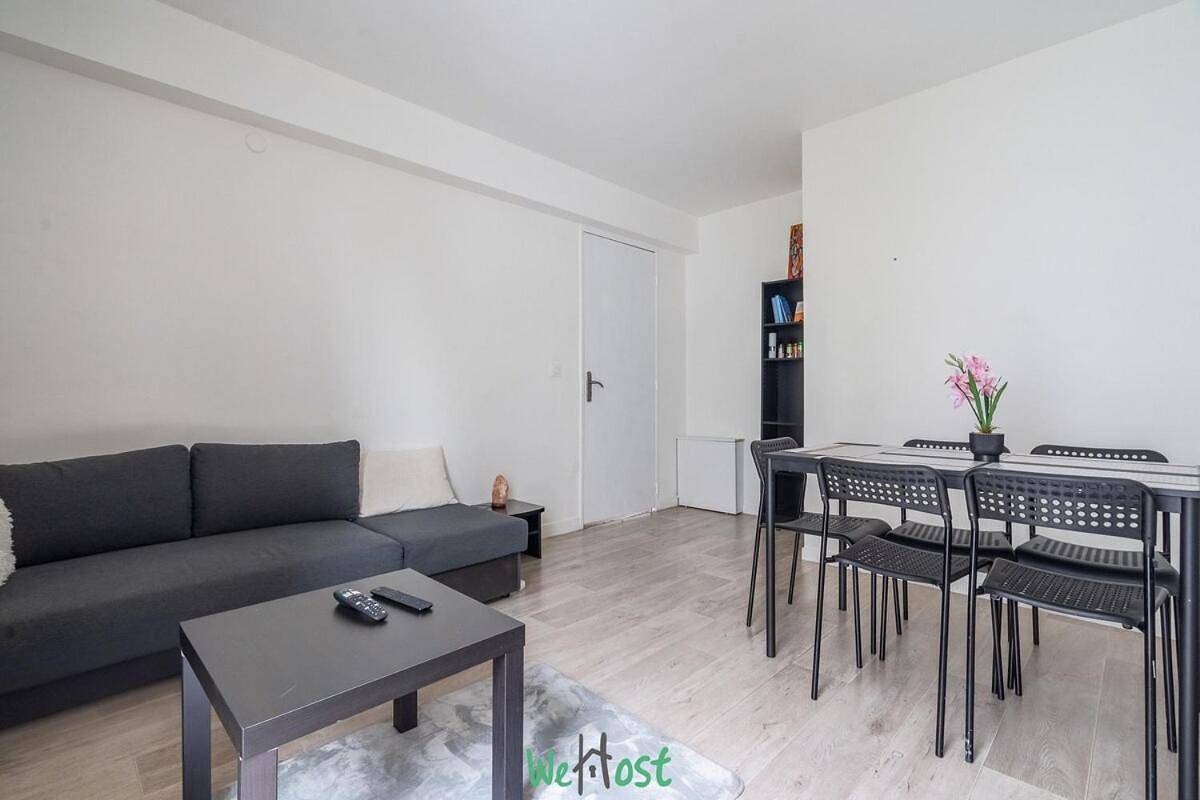 Appartement entier, Cozy and spacious nest 15 minutes from Paris in Sevran, Seine-Saint-Denis
