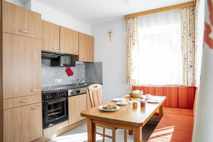 Ferienhaus für 2 Personen, mit Ausblick und Sauna sowie Garten, kinderfreundlich im Pitztal - 4